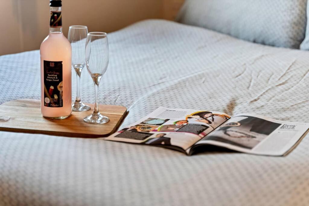 Tattershall Lakes: Sally'S Superior Stay Exterior photo