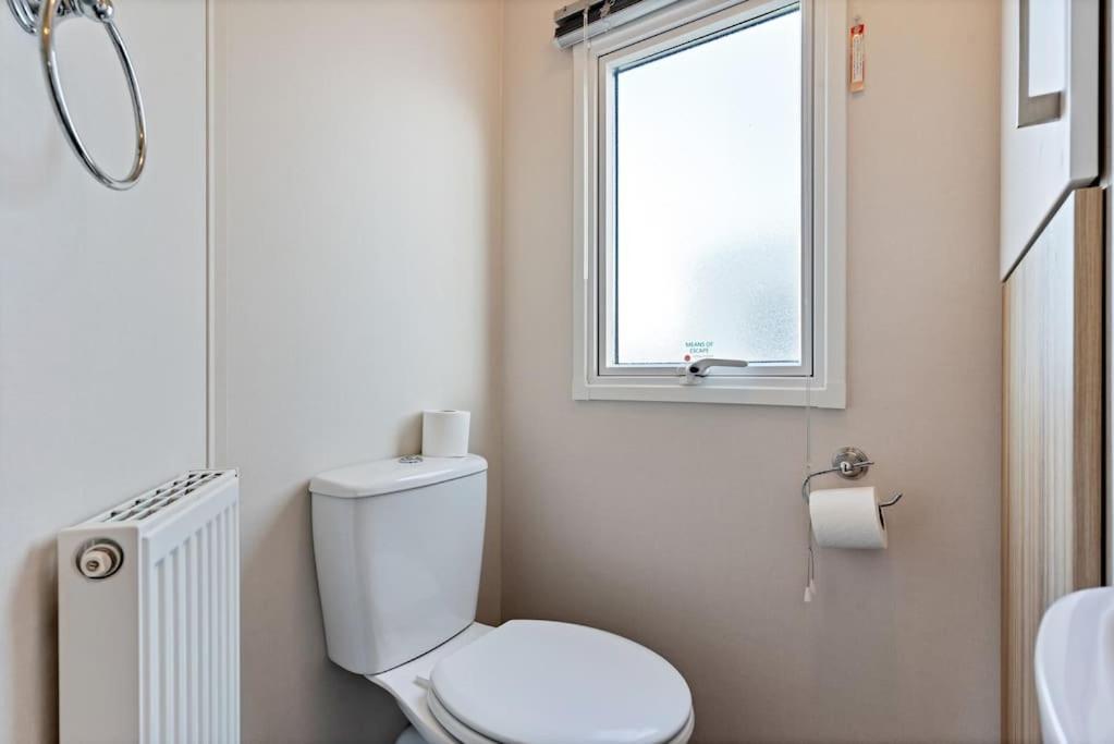 Tattershall Lakes: Sally'S Superior Stay Exterior photo